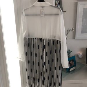 Contemporary 2 Button layering piece